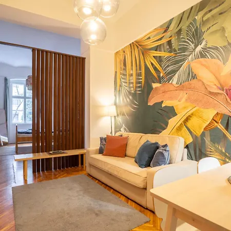 Quiet Design Next To Szimpla Ka8 * Budapest