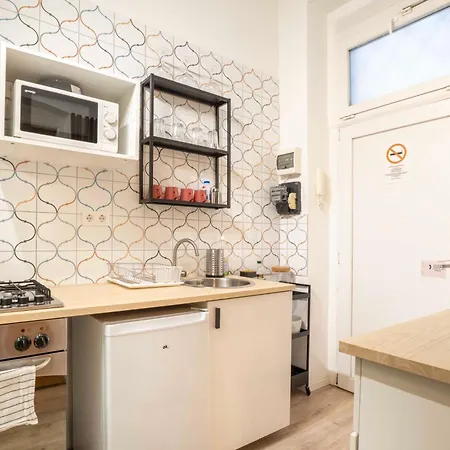 Quiet Design Next To Szimpla Ka8 * Βουδαπέστη